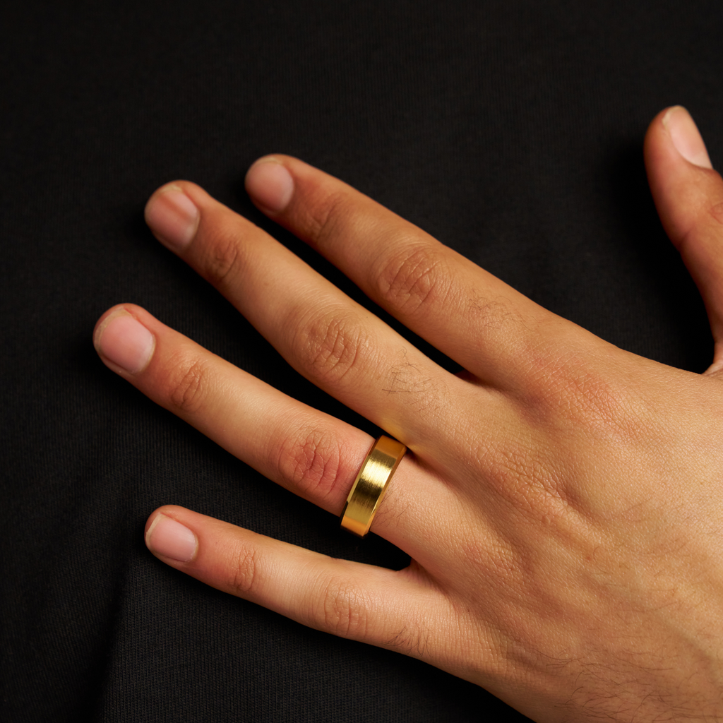 Bevelled Ring (Gold) 8mm | 18ct Gold Tungsten